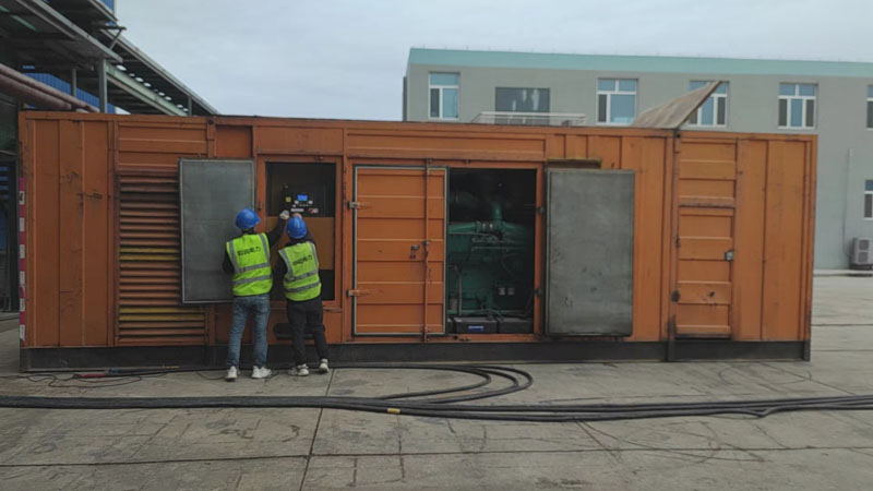 马村如何检查柴油发电机组的机油油位？